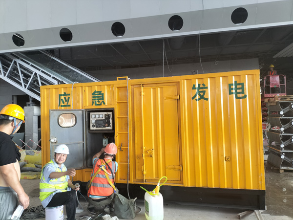 全椒怎样判断空气滤清器是否需要更换？